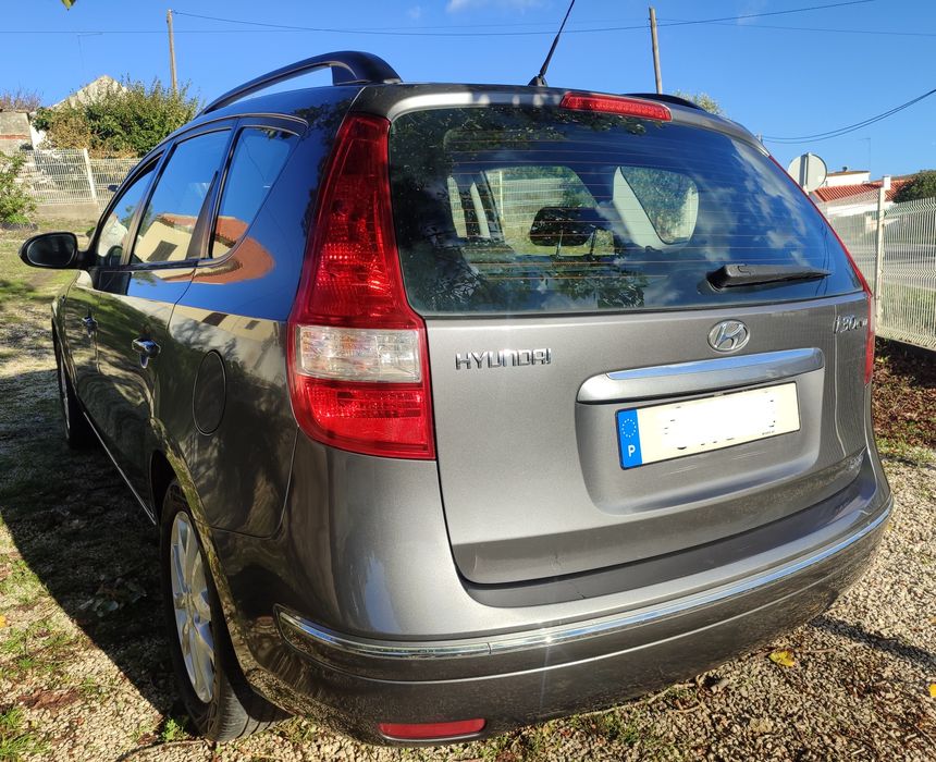 Hyundai i30 CW 1.4 16v ano 2010 apenas 155 mil km