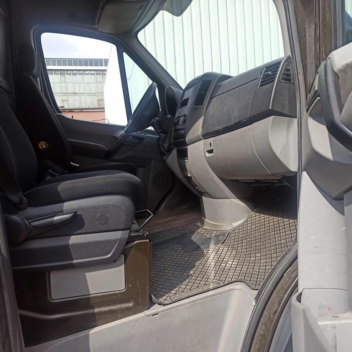 Mercedes Sprinter 906 Crafter Lift fotel Pasażera Podłokietnik Pojedyń