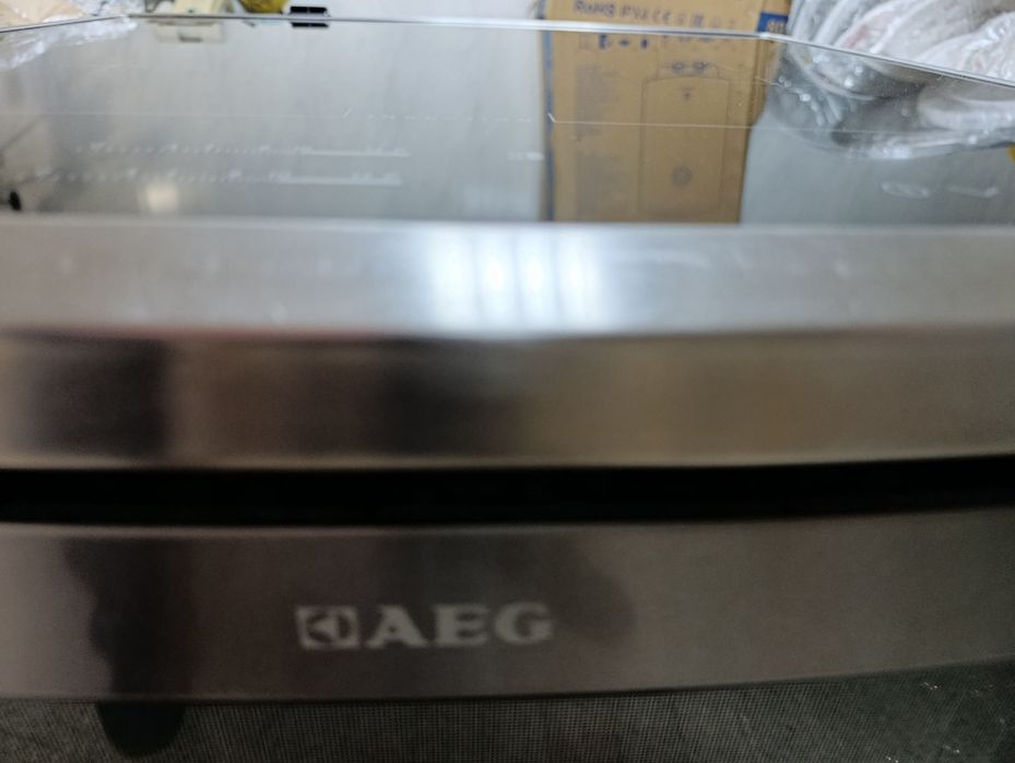 Плита индукционная АЕG 43036IW-MN не работает