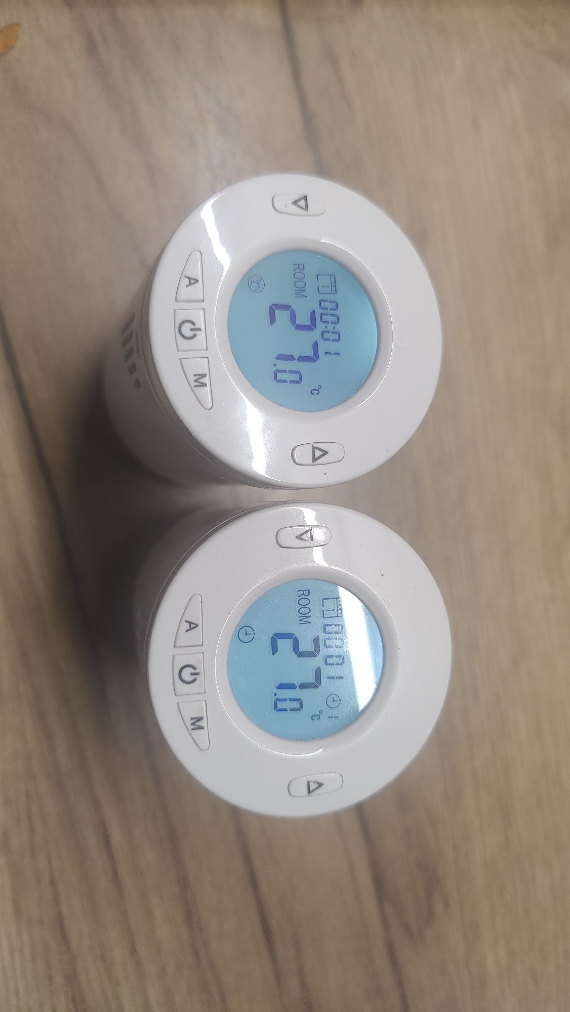 Głowica termostatyczna Meross MTS100 + hub