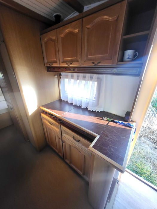 Przyczepa kempingowa hobby landhaus transport do 100km gratis  B.I.T