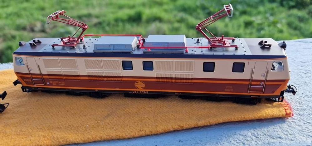 Material ho comboios novo raro