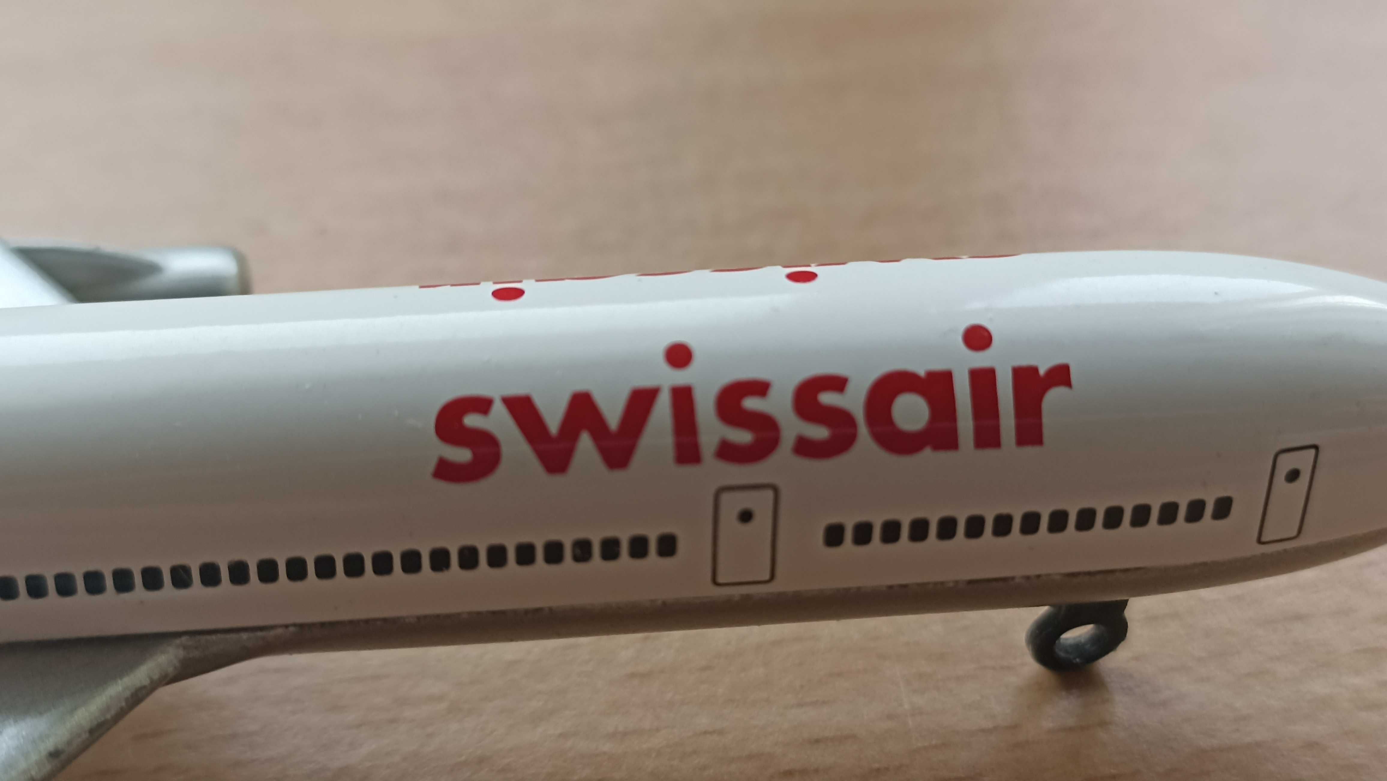 Avião em miniatura da Swissair