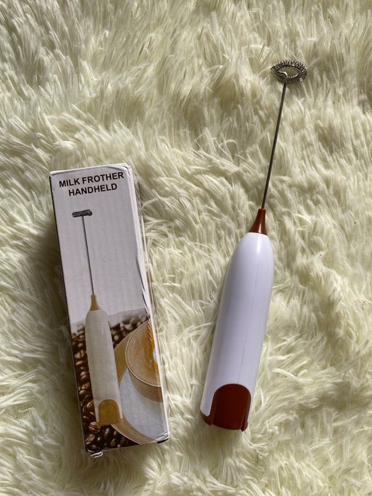 Електричний капучинатор