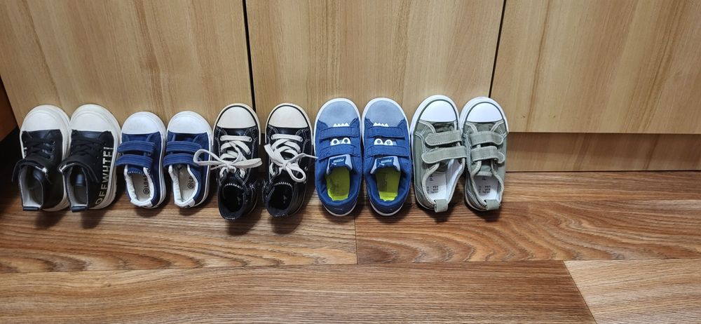 Продам кеды детские