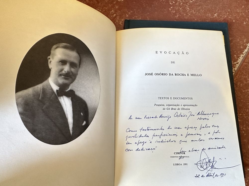 Livro evocaçao autografado