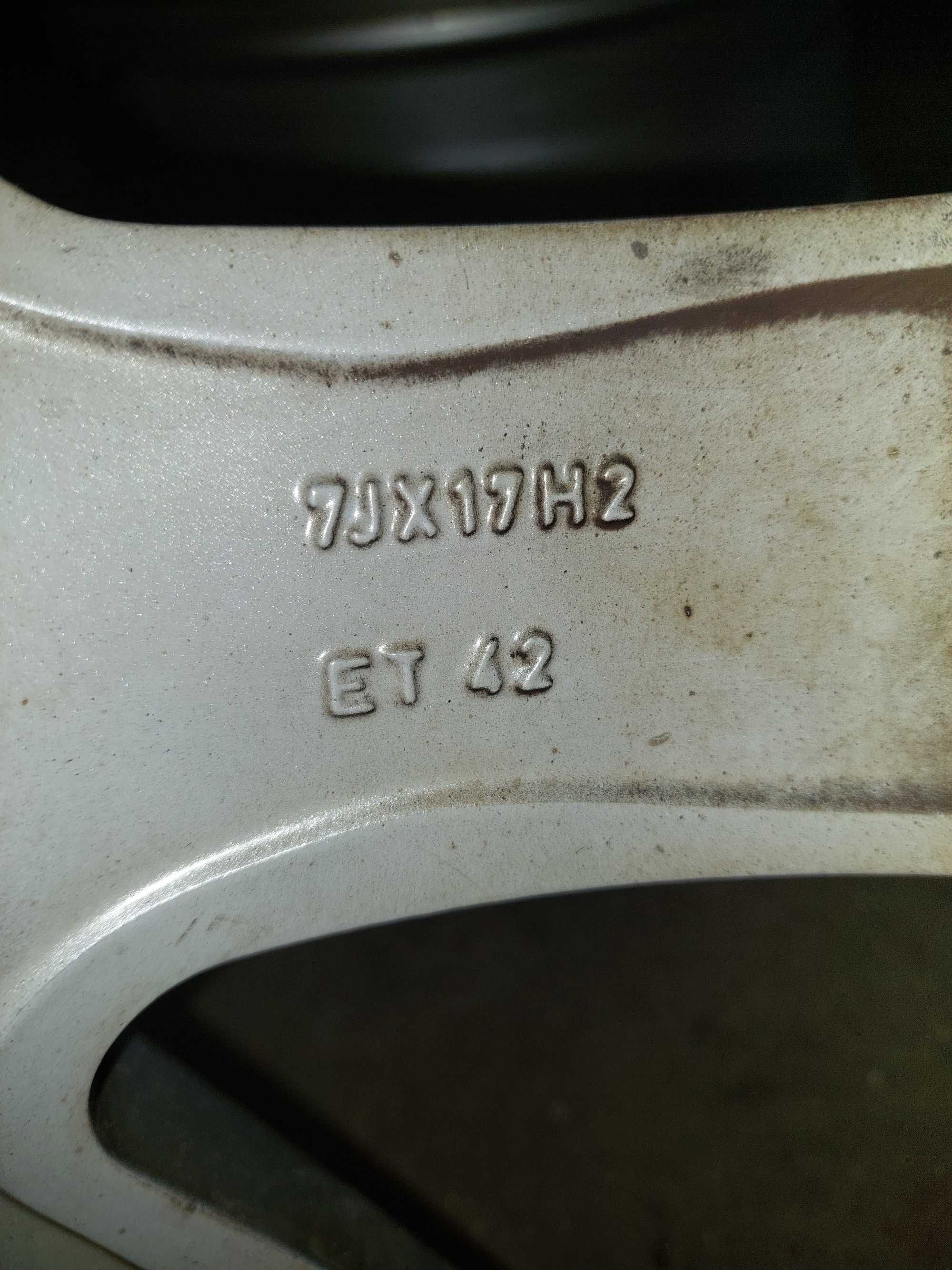 Felgi 17" AUDI 5X112  (26)