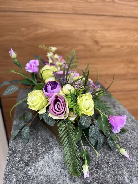Wiązanka Róże Eustoma Premium