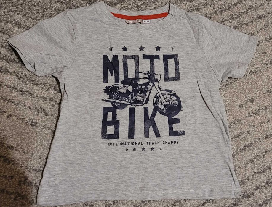 Podkoszulek rozmiar 122/128