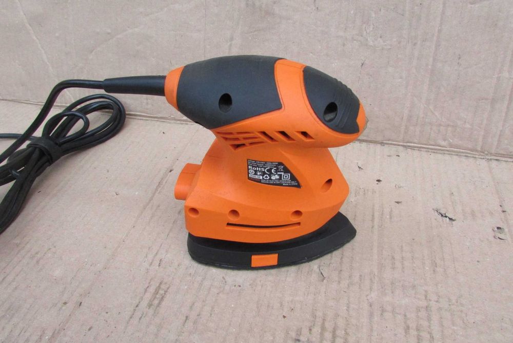 Трикутна вібраційна шліфмашина, Шліфувальна машина Tacklife (з Німеччи