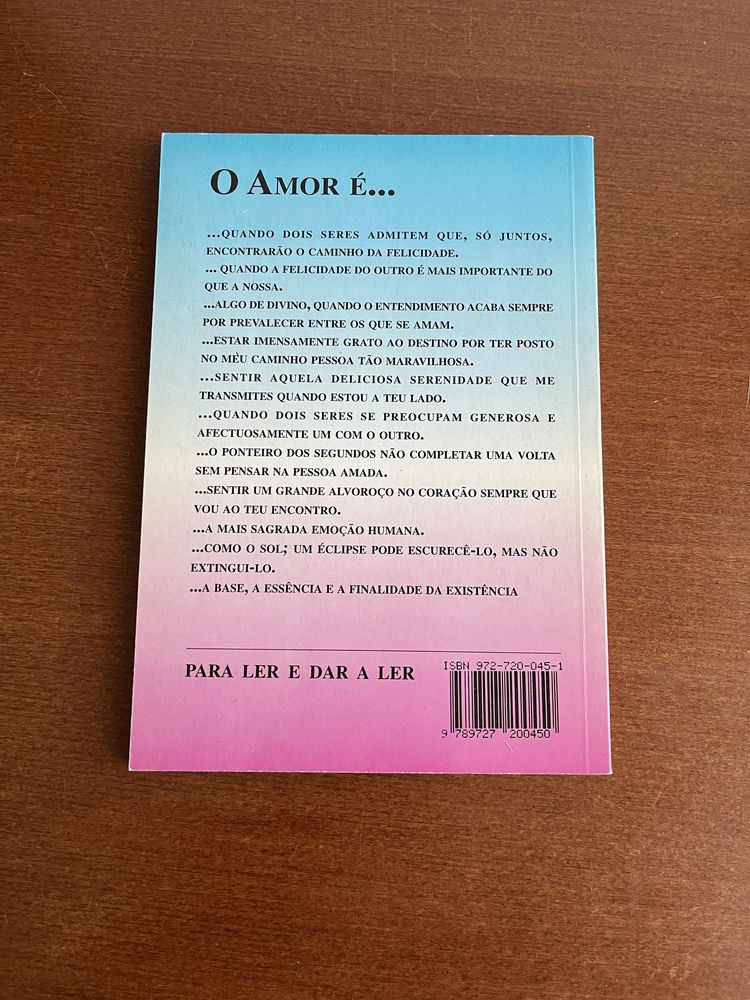 O Amor é ... e O Saber Não Ocupa Lugar e outro