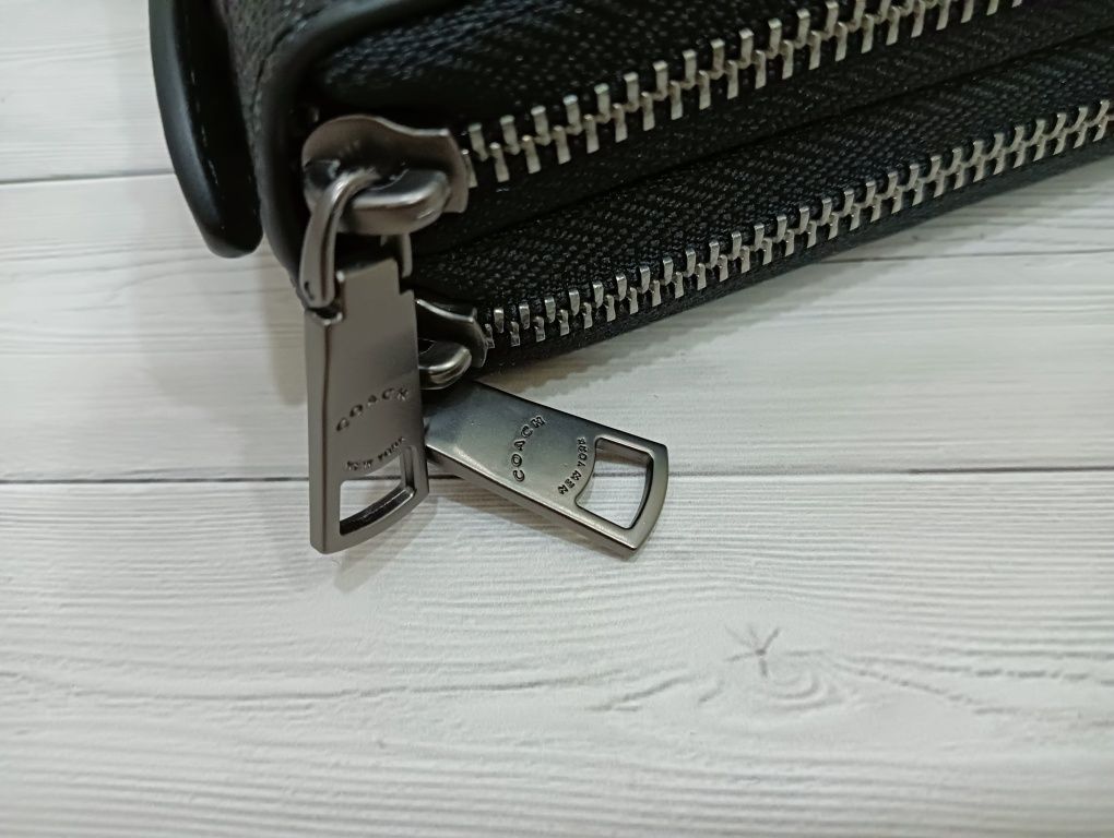 Шкіряна барсетка Coach клатч 2 молнії
