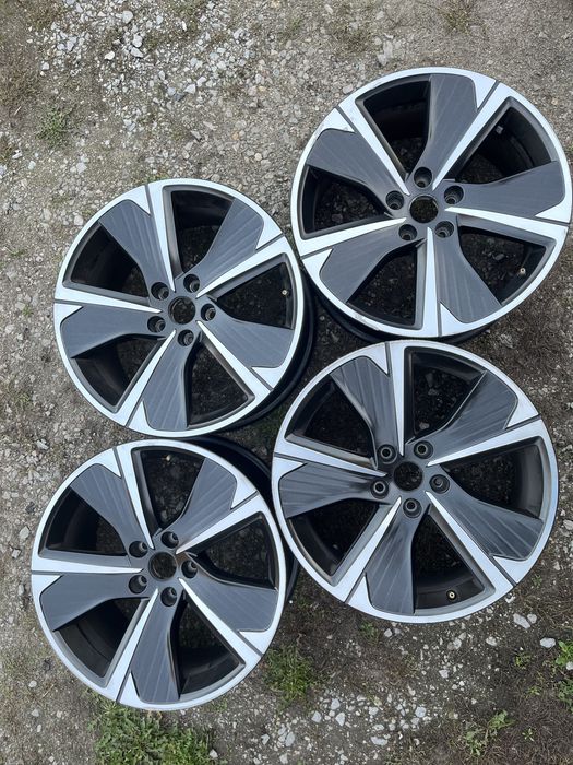 Komplet SEAT Cupra, Leon 5ff ET40, 8x18
