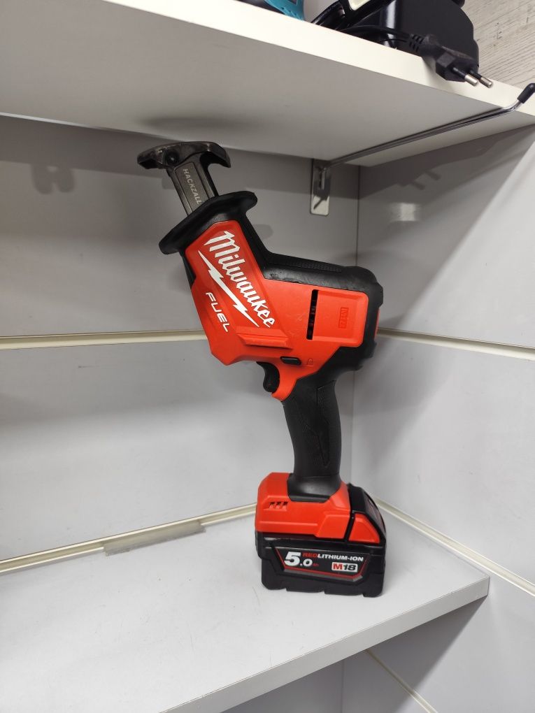 Milwaukee M18 FHZ безщіткова шабельна пилка Мілвоке оригінал
