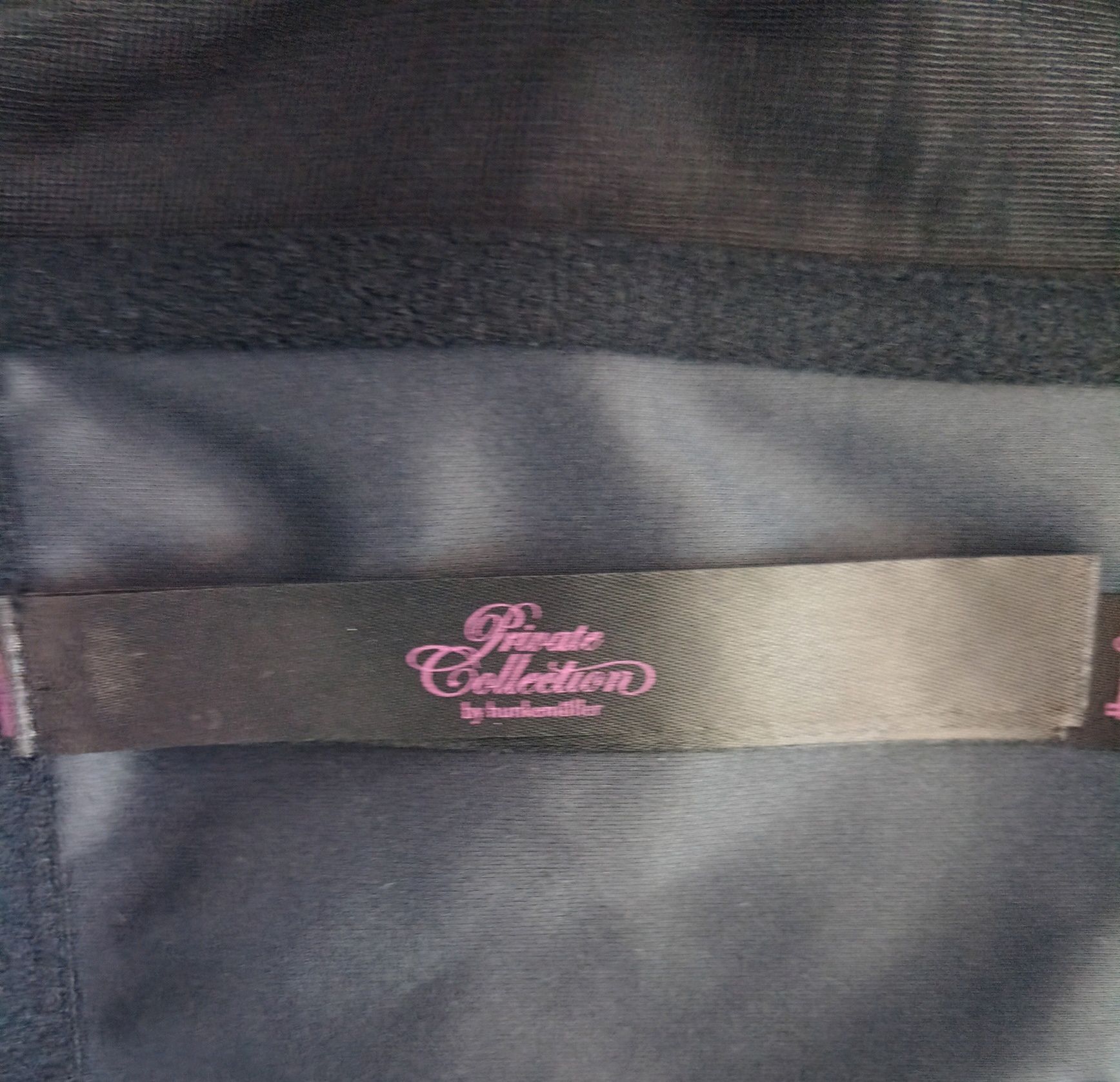 Hunkemoller private collection biustonosz 80C czarny skóra zamki
