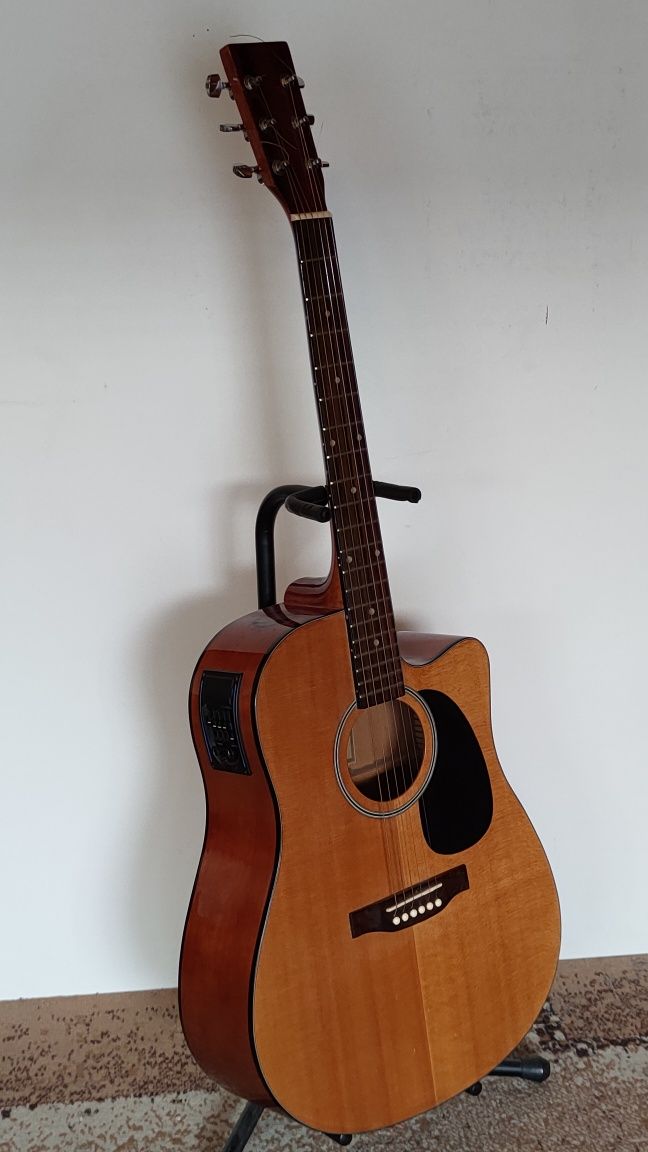 Gitara elektroakustyczna Kirkland