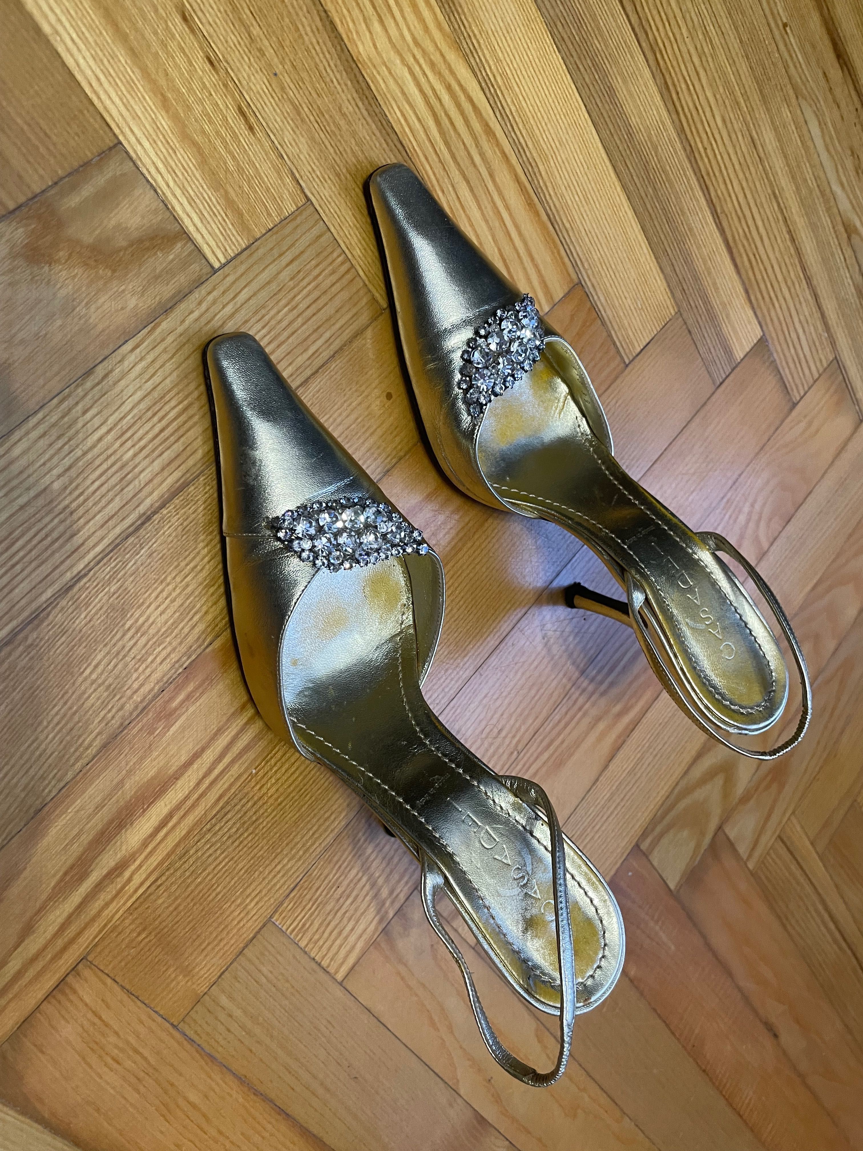 Слингбеки с декором Casadei туфли босоножки