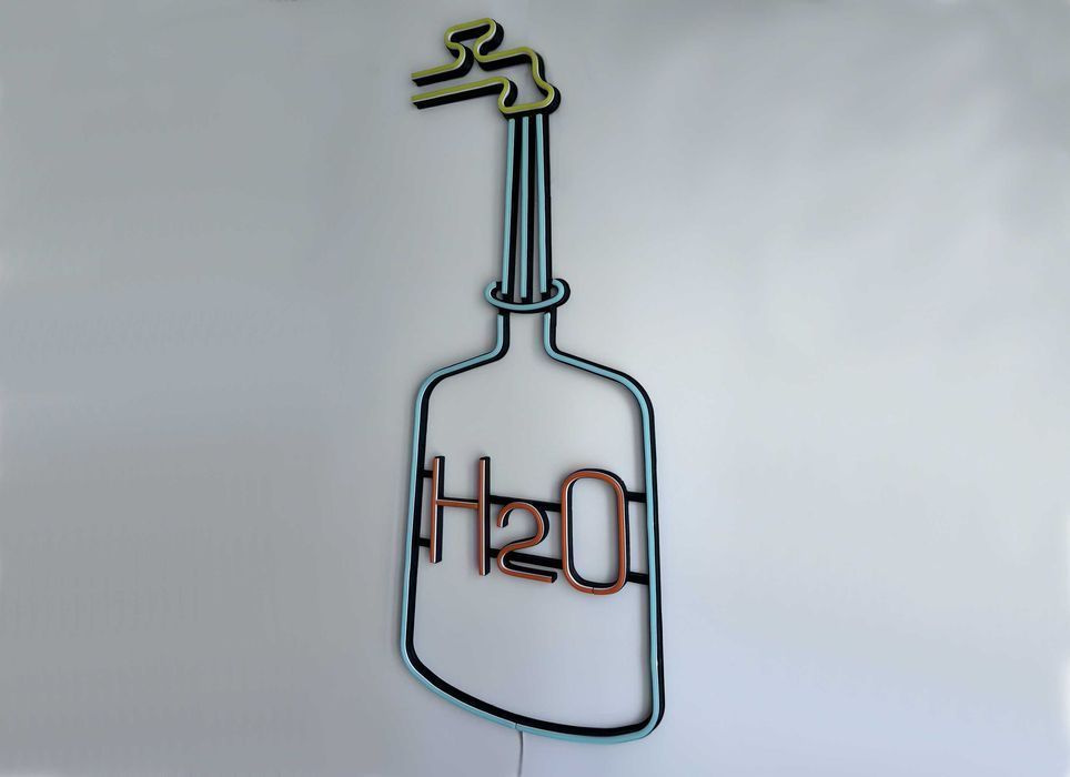 Неонова вивіска "H2O вода" багатокольорова, 955*390 мм