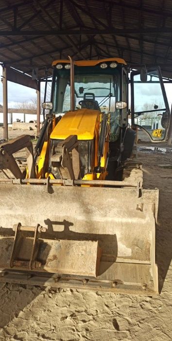 Оренда екскаватора-погрузчика jcb 3cх, гідромолот,гідробур,палі .