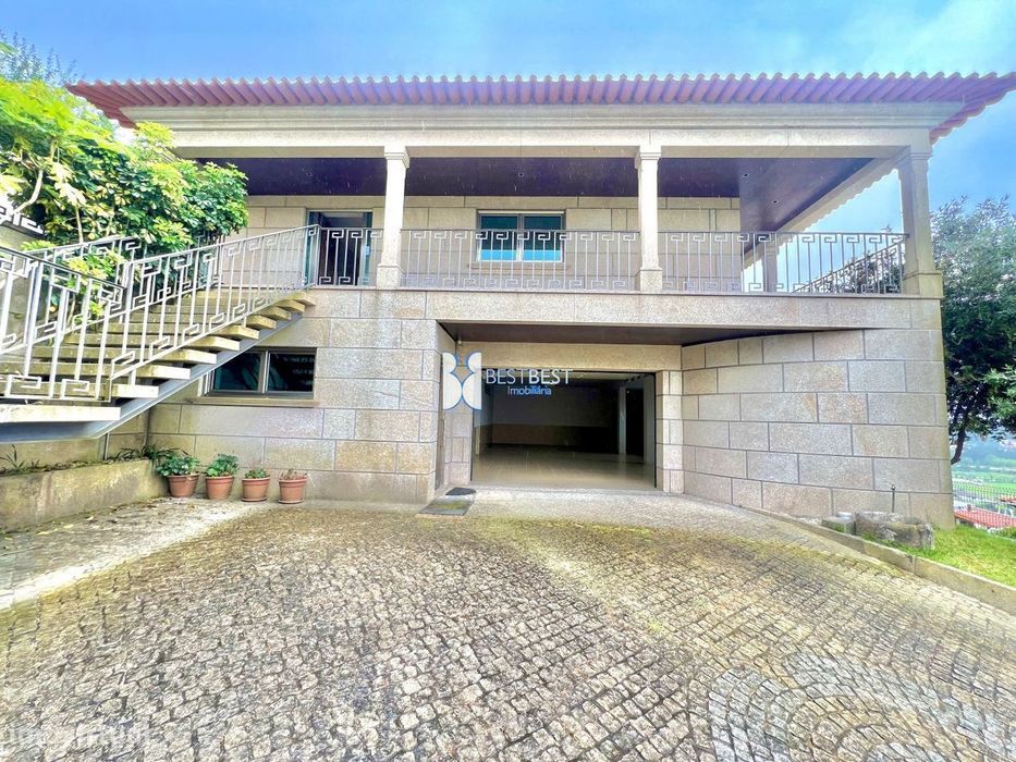 Moradia Individual 4 Frentes T3 Mais 2, C/Piscina,Pumar E Churrasqueir