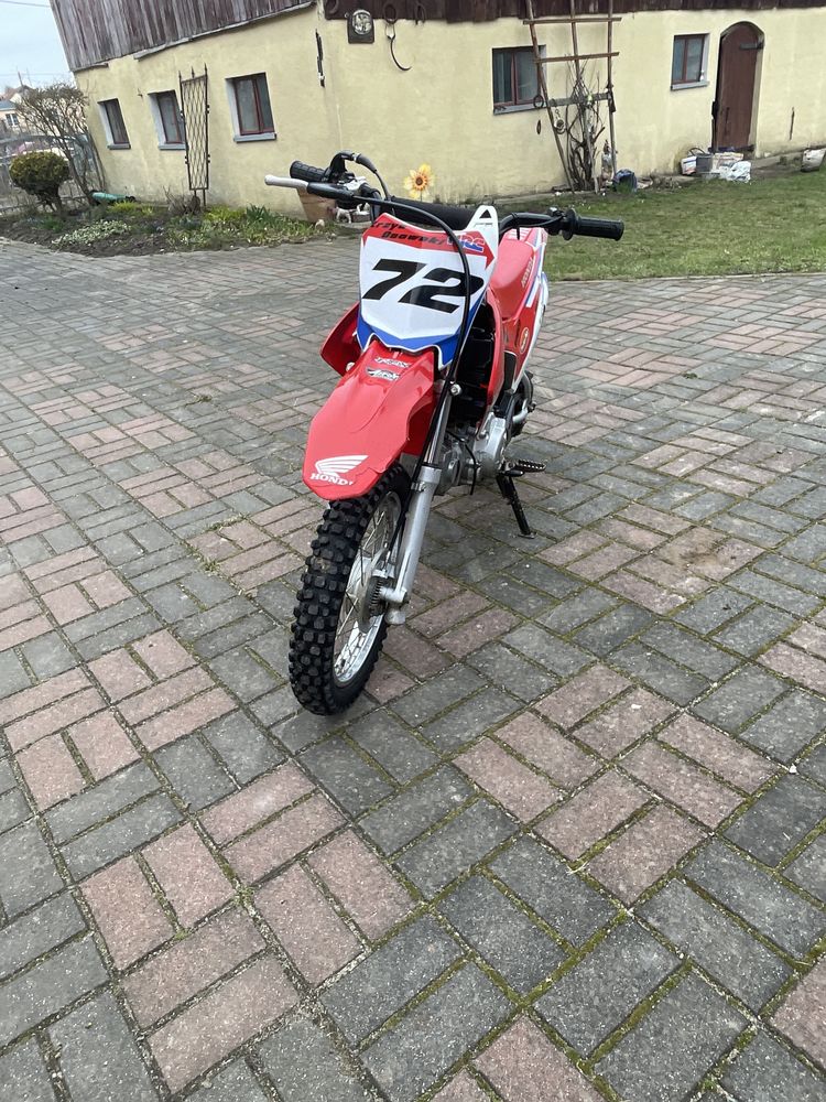 Honda crf 110.