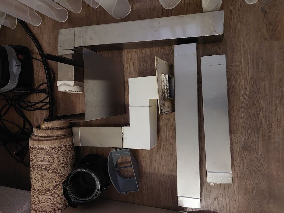 Витяжка кухонна на запчастини