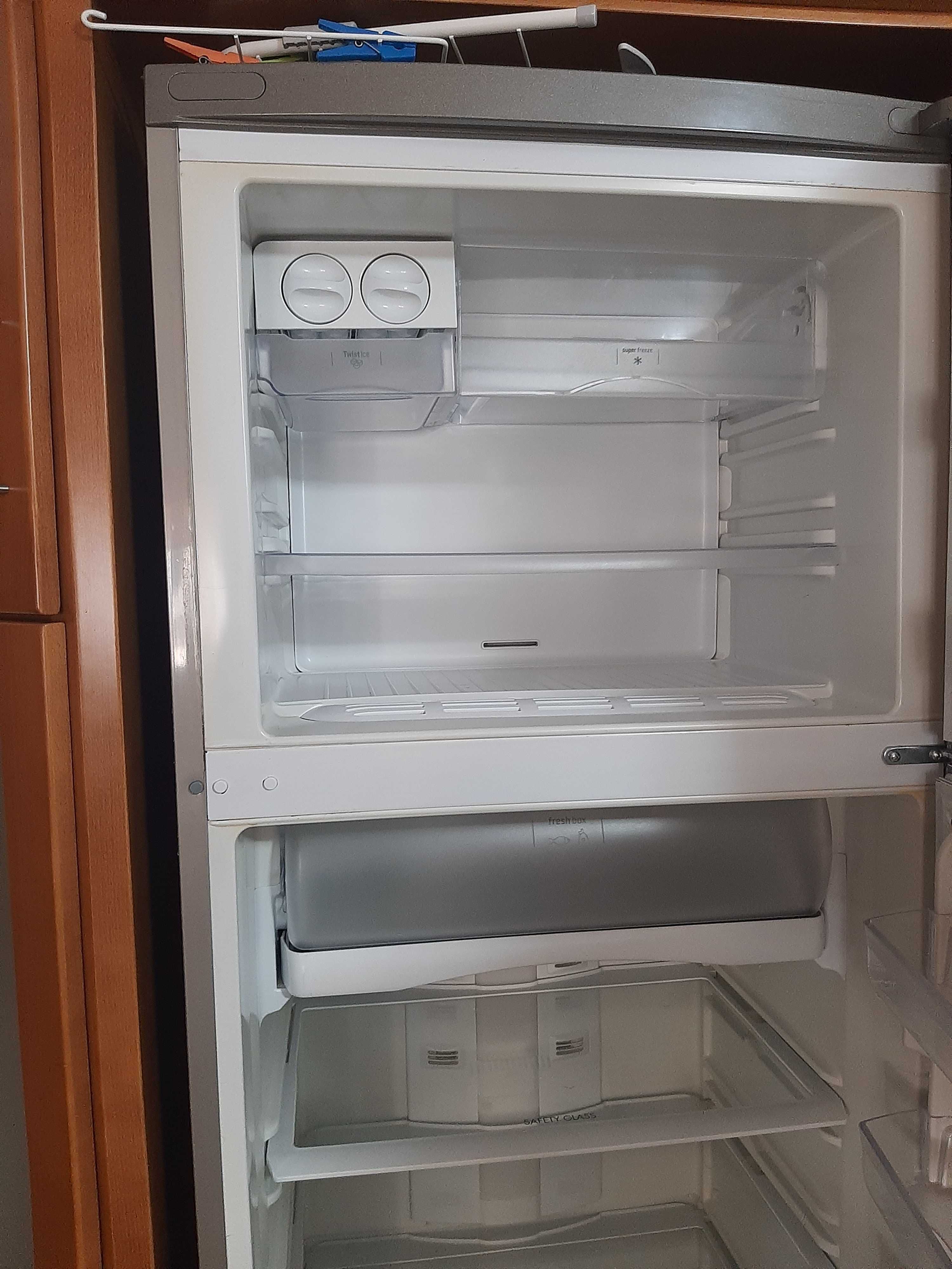 Frigorífico Hotpoint Ariston