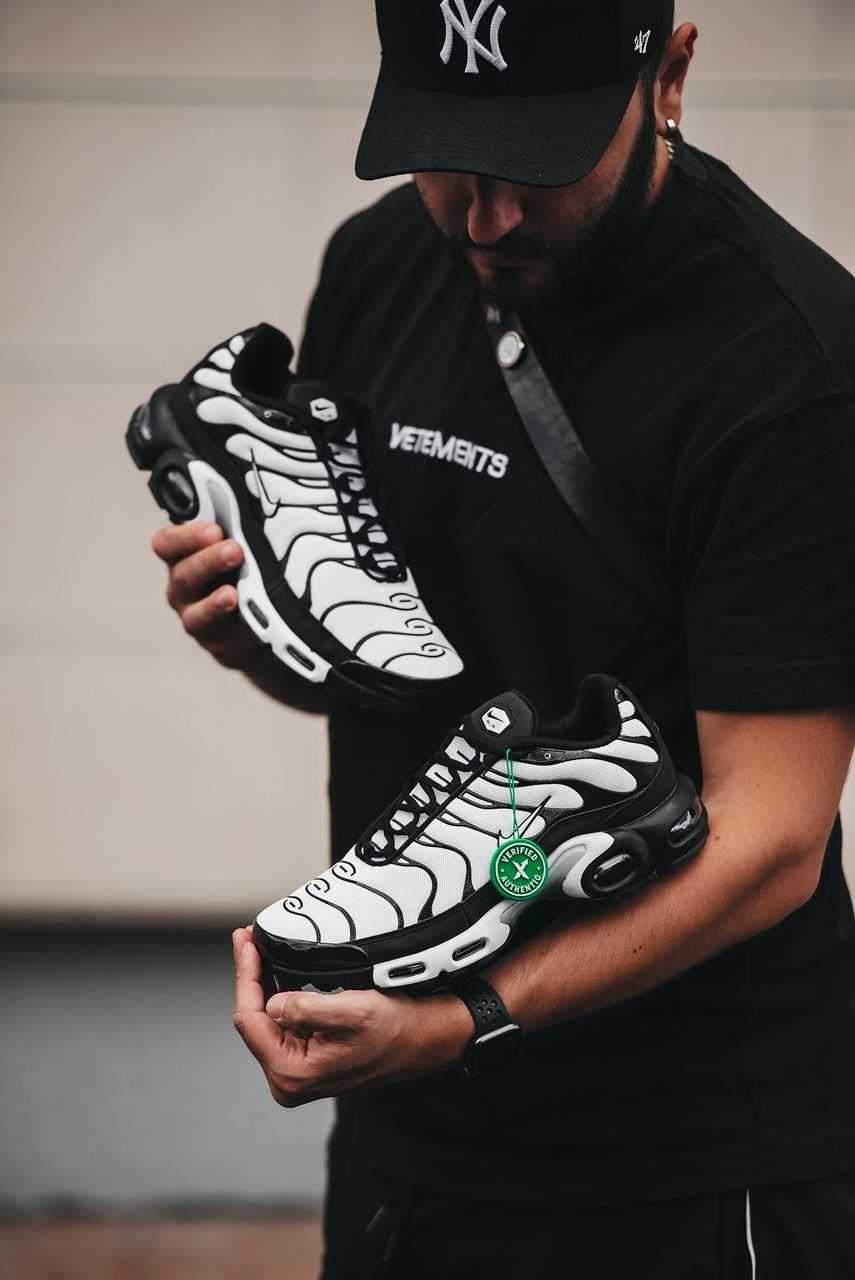 Кроссовки Nike Air Max TN Plus Classic White/Black