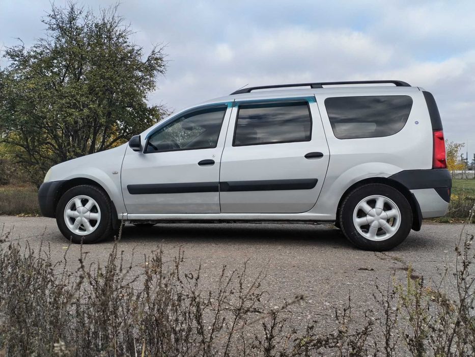 Продам Дача Логан МСВ в Гарному стані