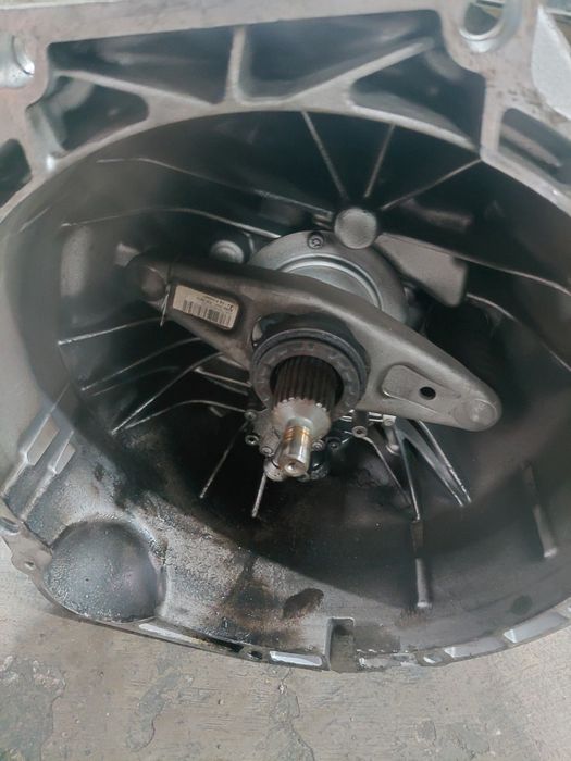 Caixa velocidades bmw 184cv