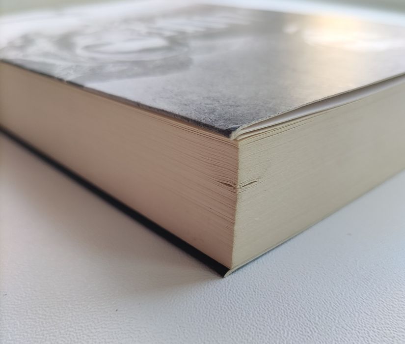 Czarne i białe - Liliana Więcek