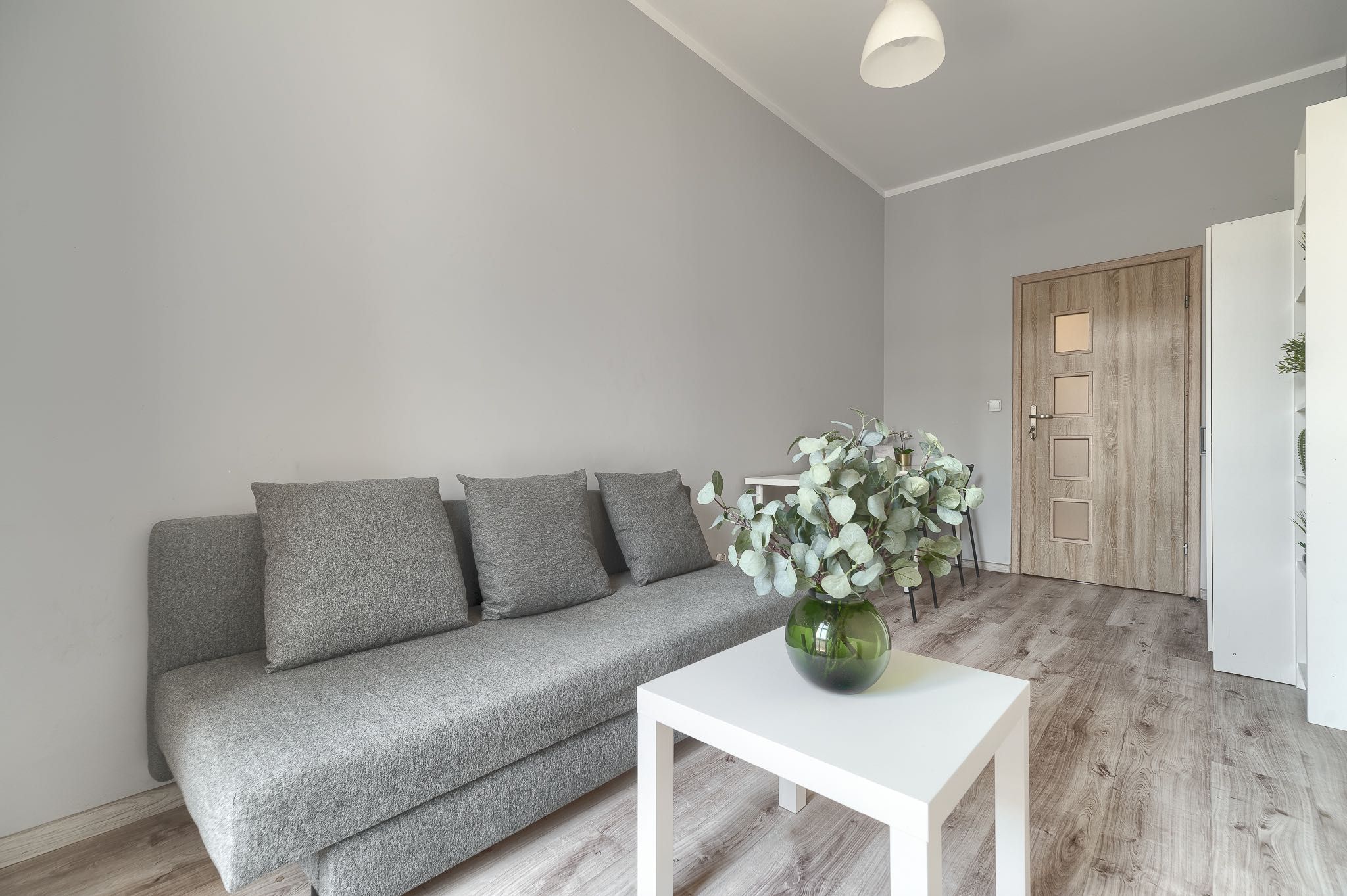 Duży pokój z balkonem w mieszkaniu damskim, Małkowskiego 14, Centrum