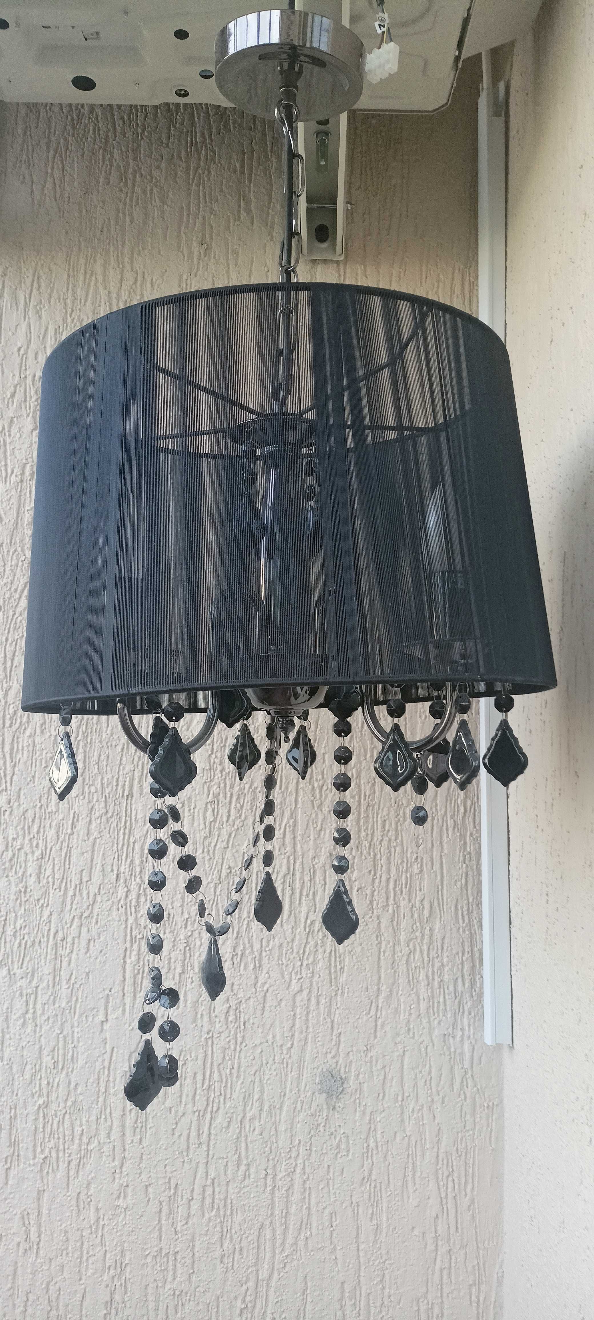 Lampa sufitowa podwieszana czarna