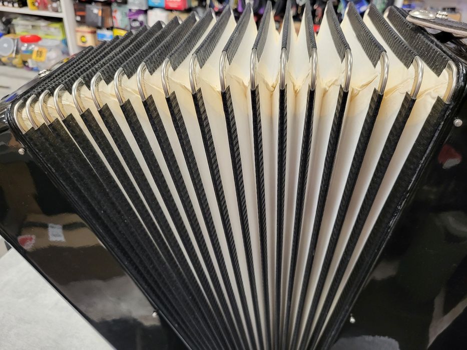 Akordeon Hohner Verdi V N Musette 120 basowy