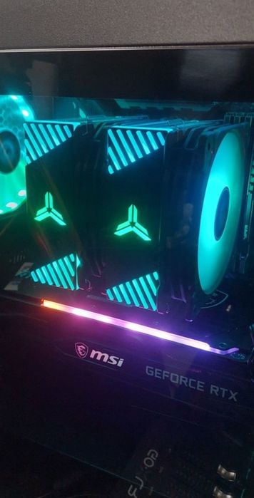 Msi mag b550 tomahawk,  ryzen 7 5700x3d