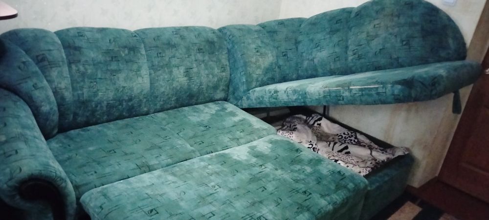 Диван кутовий розкладний