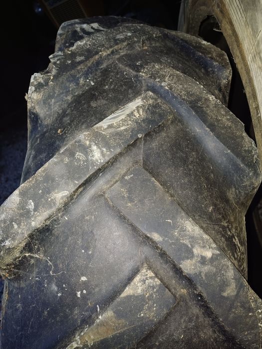 Opony 12,4 28 stomil