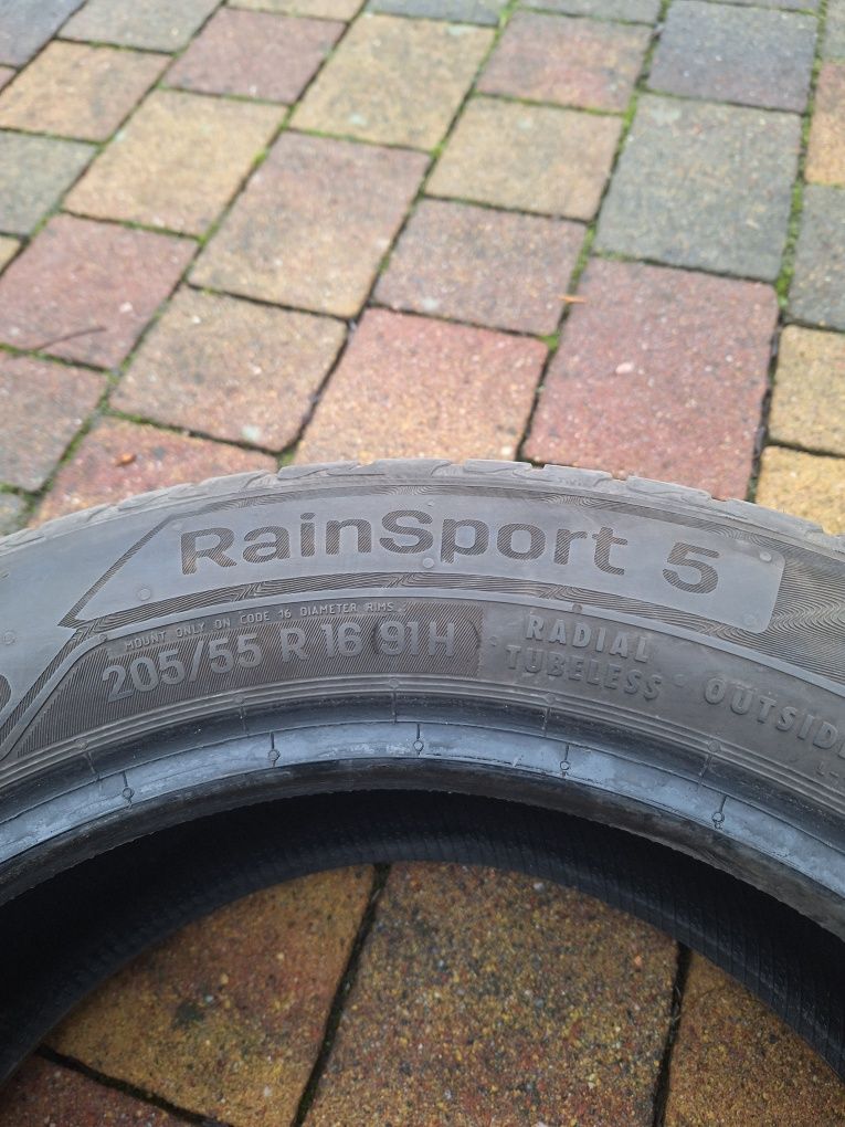 Dwie letnie opony marni Uniroyal 205/55 R16 z 2023 roku 7 mm bieżnika