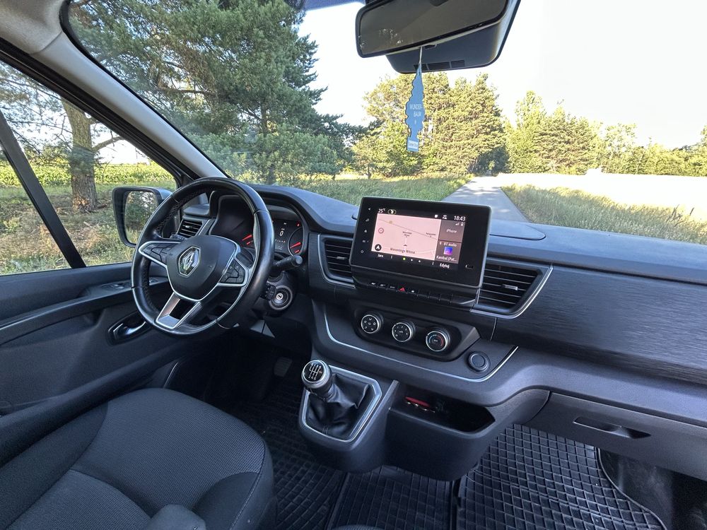 Wynajem bus 9 osób Renault Trafic(WOLNE TERMINY)