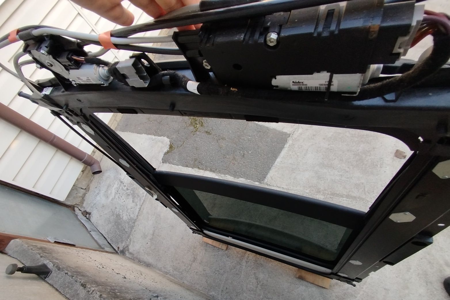 Панорама люк Ford Escape mk3 2019 під ремонт
