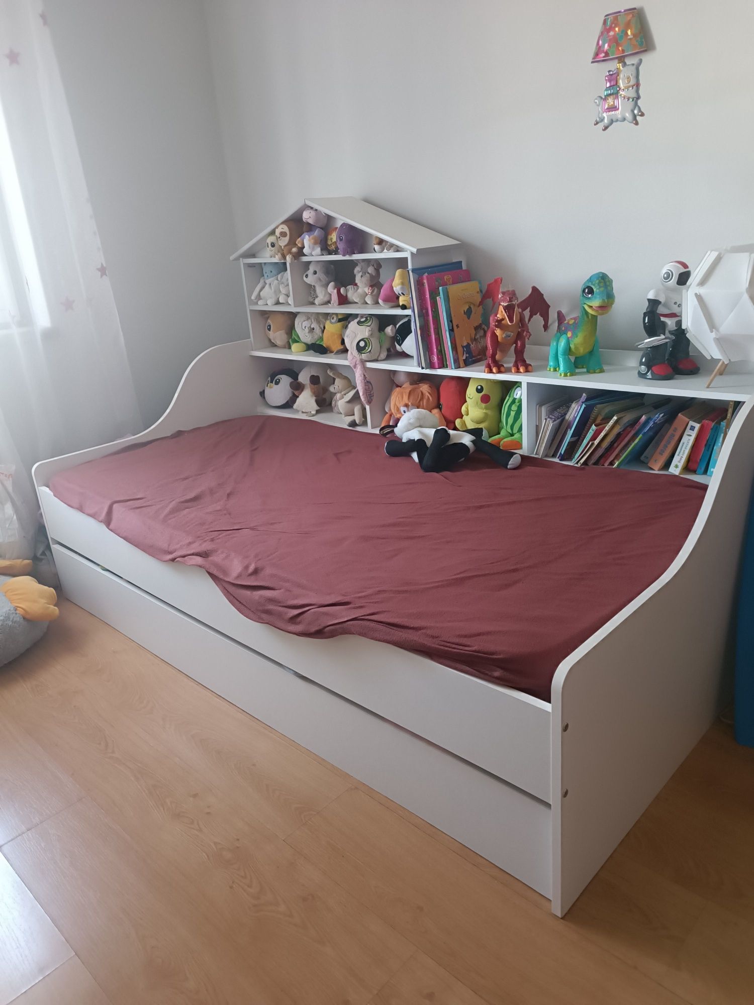 Cama solteiro branca