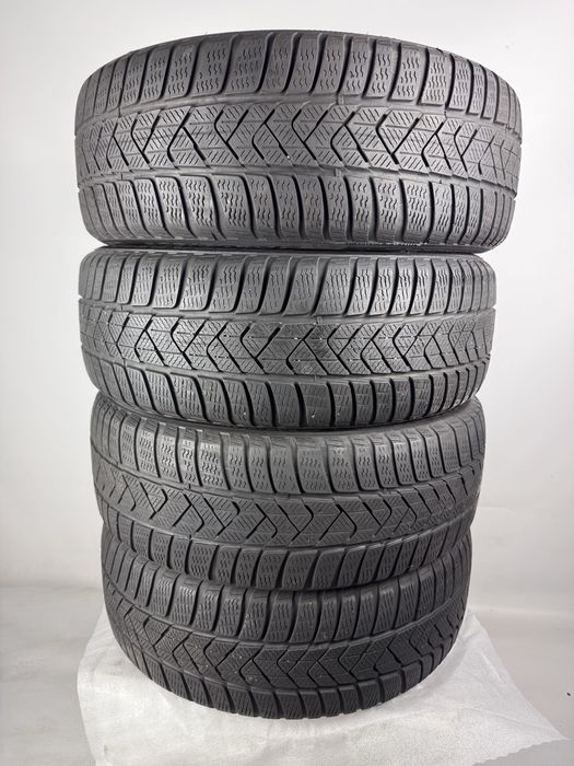 Шини/резина R17 205/50 (93H) Pirelli Sottozero 3 зимові 4шт 5,3-6,4мм