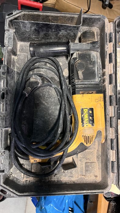 Torna Dewalt DW 563k