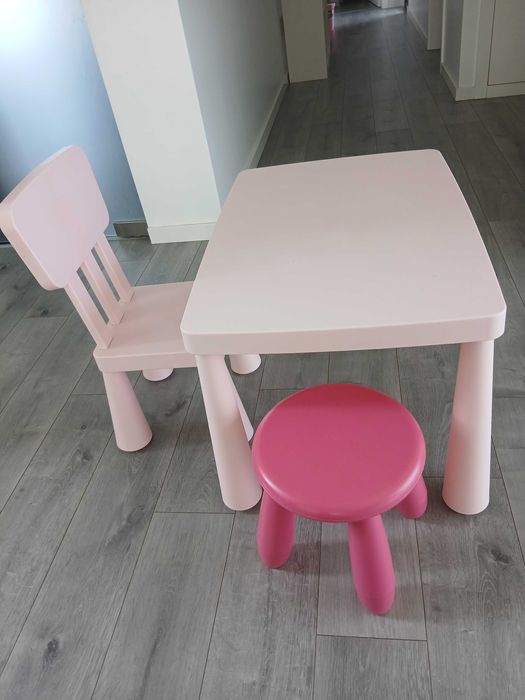 Mesa cadeira e banco IKEA
