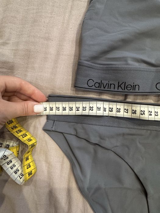 Набір жіночої білизни Calvin Klein, розмір S