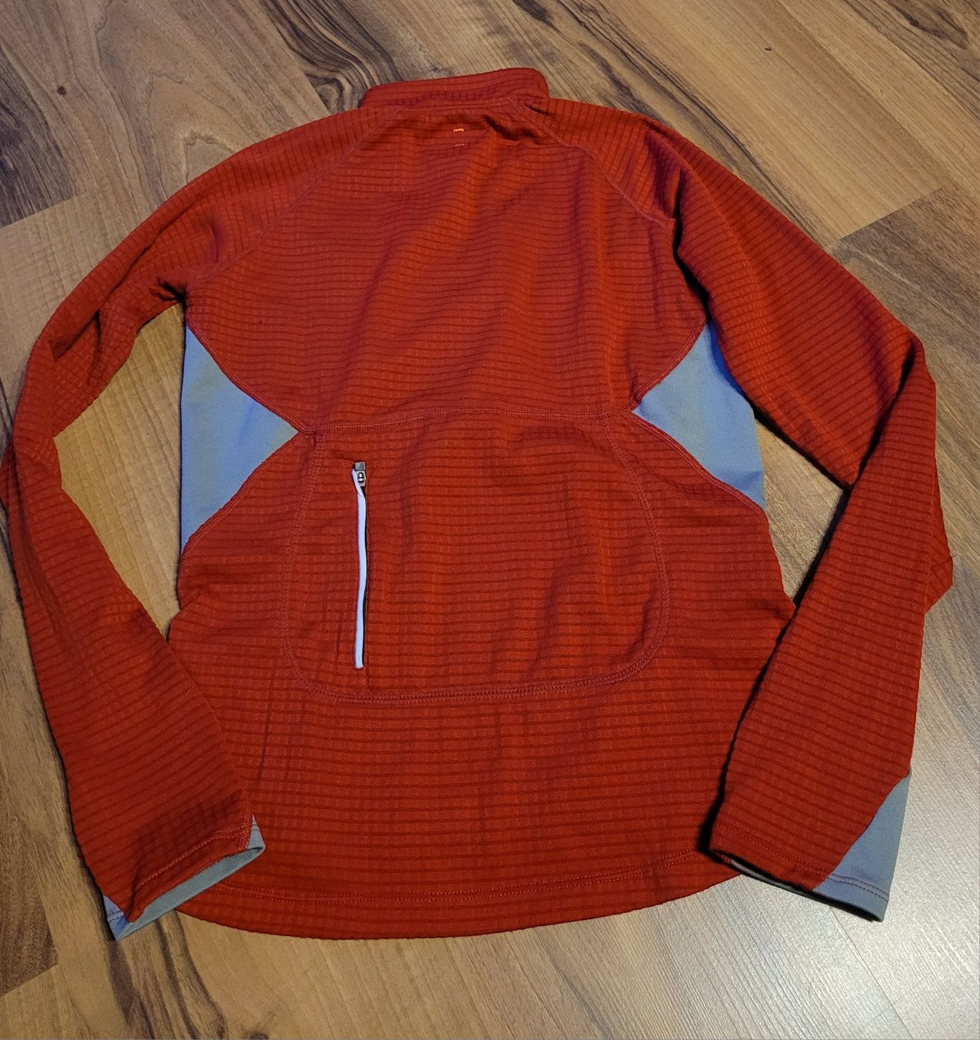 Super bluza  sportowa damska  firmy Nike ACG