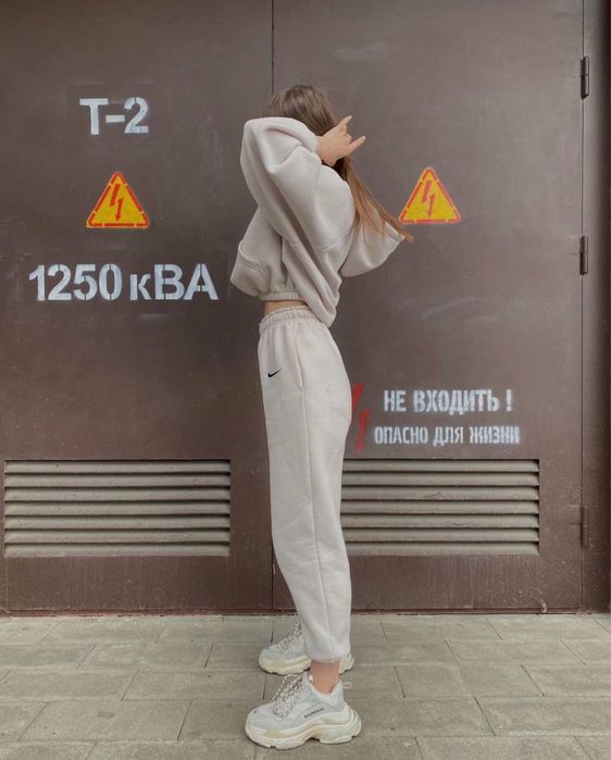 Жіночий костюм Nike утеплений Кофта/худі та штани НА ФЛІСІ 42-46 S-M-L