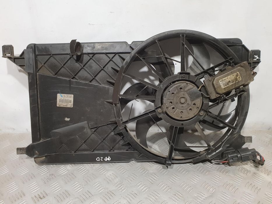 Диффузор основного радиатора для Ford Focus 2 C Max 1.6 1.8 разборка