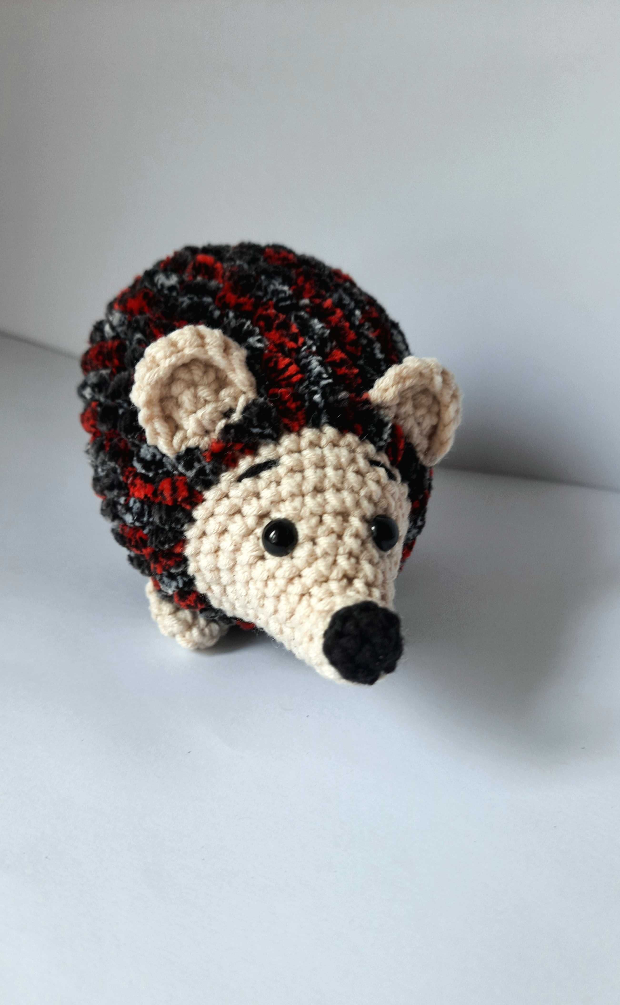 jeż szydelkowe.  Amigurumi