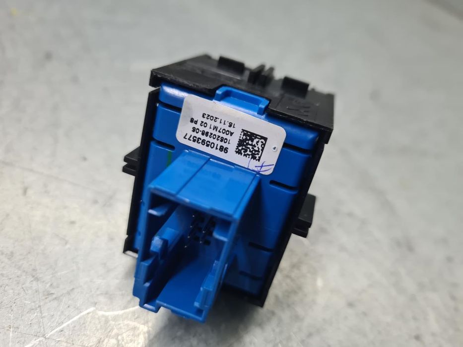 Botão / interruptor travão de parque PEUGEOT 208 II